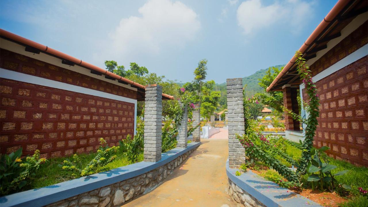 Aara Jungle Resort 코임바토르 외부 사진