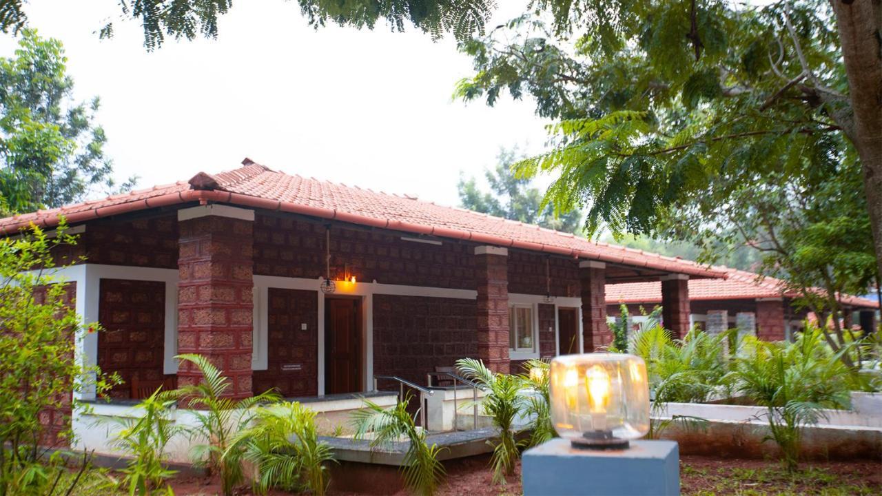 Aara Jungle Resort 코임바토르 외부 사진